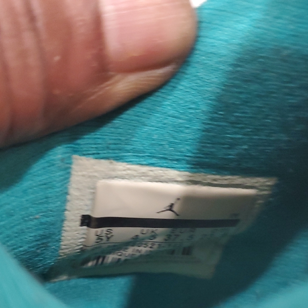 Jordan 11 Retro Low Aqua Safari - Picture 8 of 12